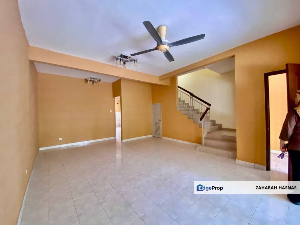 Taman Vista Emas Bangi Double Storey Terrace REFURBISHED FACING OPEN For Sale, Selangor, Bangi