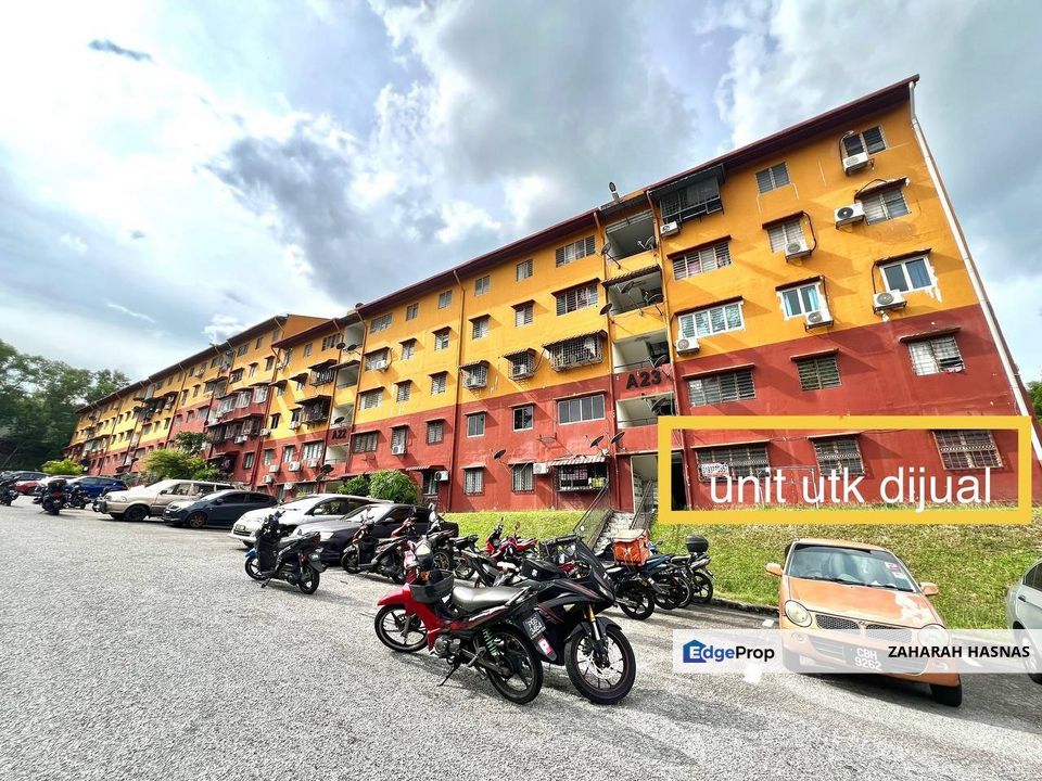 GROUNDFLOOR| ENDLOT |Apartment Putra Permai Block A Seri Kembangan, Selangor, Seri Kembangan