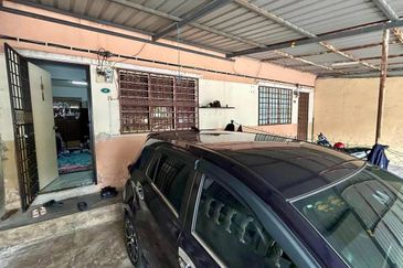 Taman Tasik Semenyih (Lake Residence)