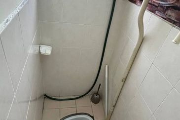 Taman Tasik Semenyih (Lake Residence)