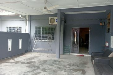 Kota Puteri, Batu Arang