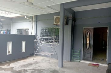 Kota Puteri, Batu Arang