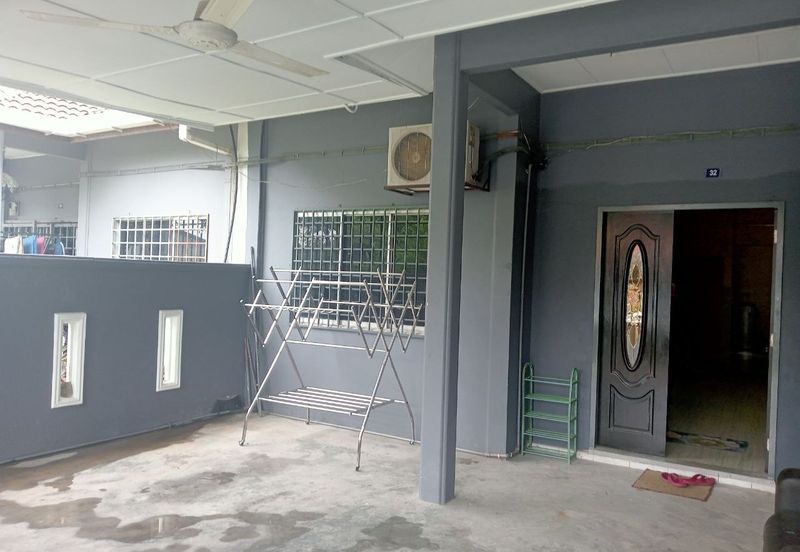 Kota Puteri, Batu Arang