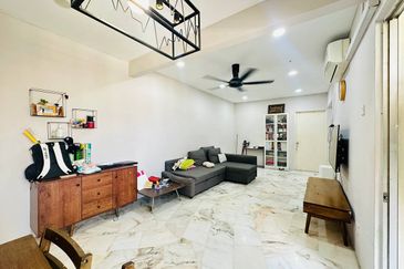Indah Apartment