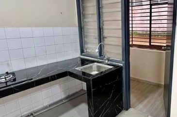 Cempaka Apartment (Taman Bunga Raya)