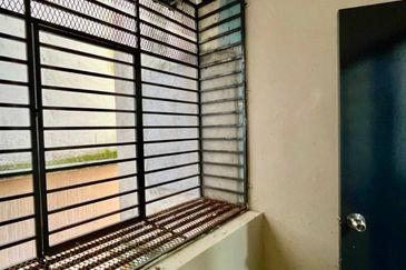 Cempaka Apartment (Taman Bunga Raya)