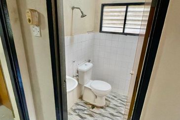 Cempaka Apartment (Taman Bunga Raya)