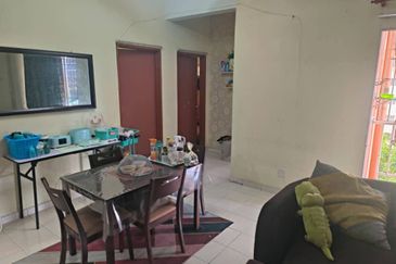 Selesa I-Resort Apartment