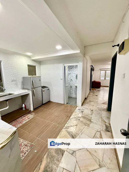 Kenaria Condominium Kajang RENOVATED LEVEL 1 For Sale, Selangor, Kajang