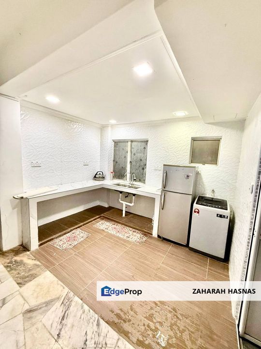 Kenaria Condominium Kajang RENOVATED LEVEL 1 For Sale, Selangor, Kajang