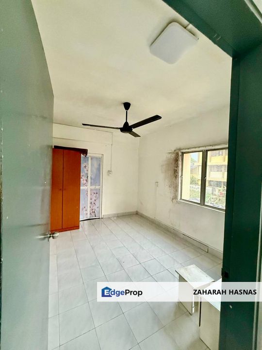 Kenaria Condominium Kajang RENOVATED LEVEL 1 For Sale, Selangor, Kajang