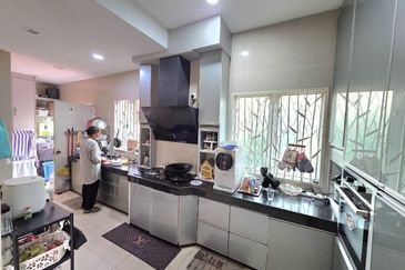 Desa Pinggiran Putra