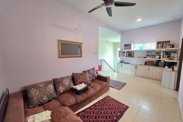 Desa Pinggiran Putra