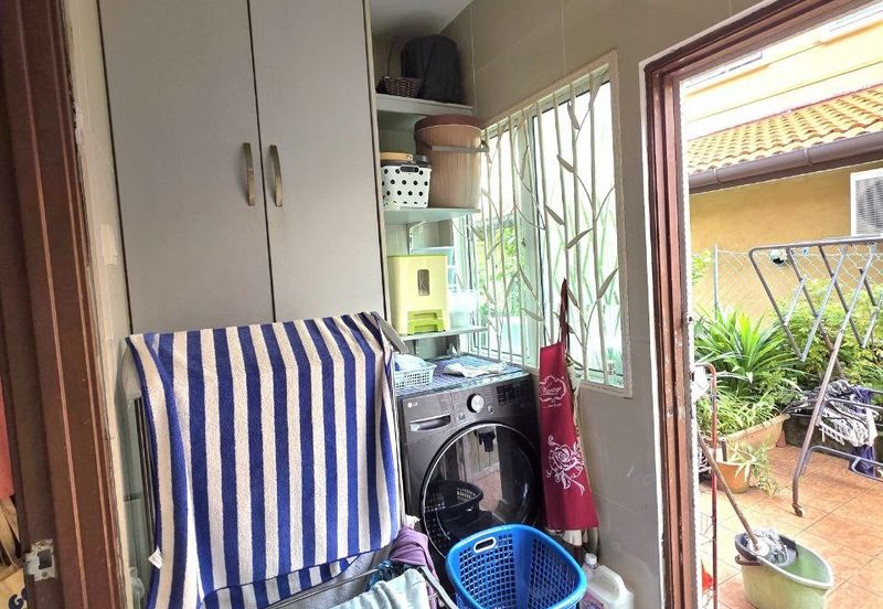 Desa Pinggiran Putra