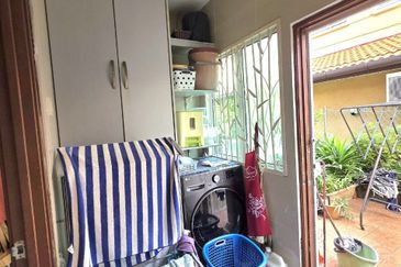 Desa Pinggiran Putra