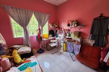 Taman Anggerik, Sg Ramal