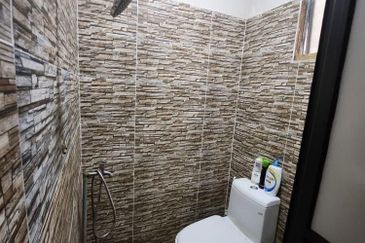 Taman Anggerik, Sg Ramal