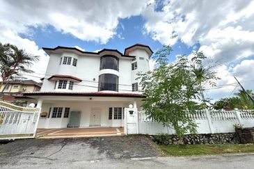 Bandar Country Homes