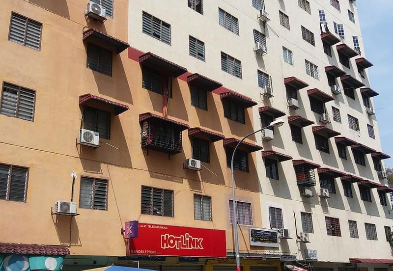 Aman Putra Apartment