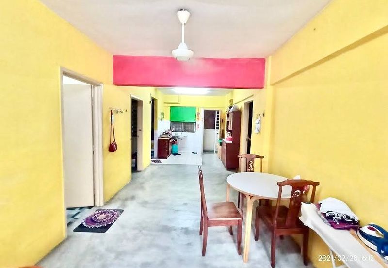 Aman Putra Apartment