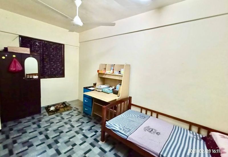 Aman Putra Apartment