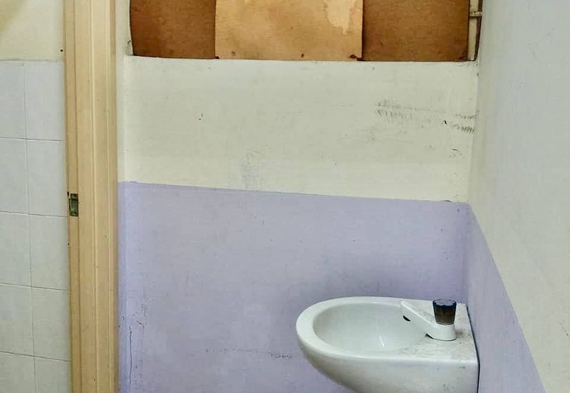 Aman Putra Apartment