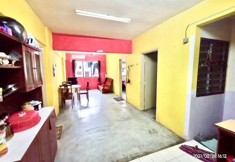 Aman Putra Apartment