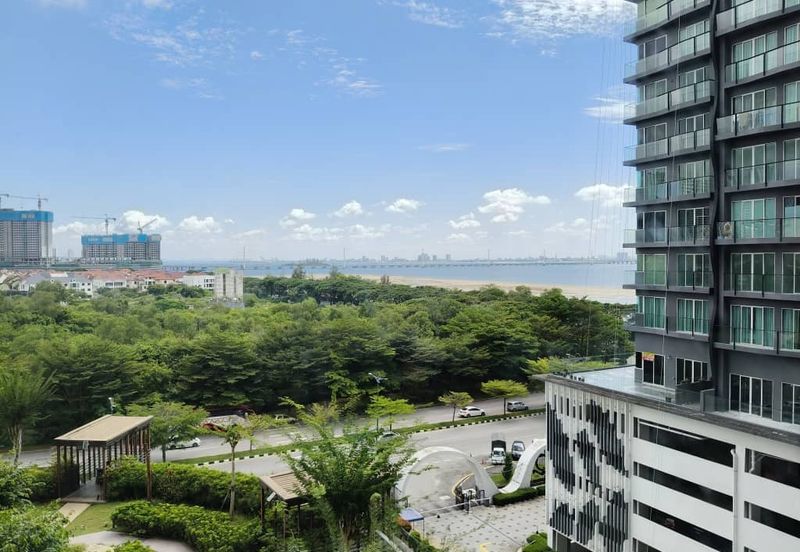 Tropicana Bay Residences