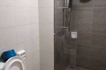 Gravit8 @ Klang South