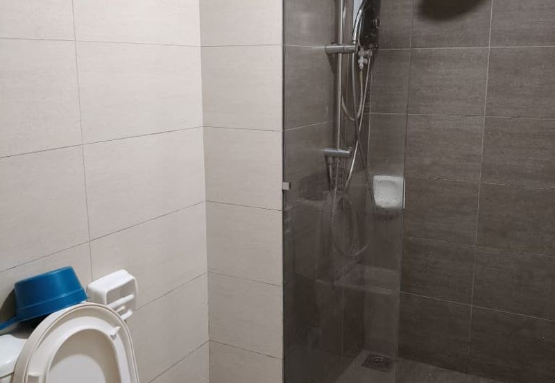 Gravit8 @ Klang South