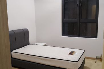 Gravit8 @ Klang South