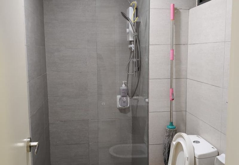 Gravit8 @ Klang South