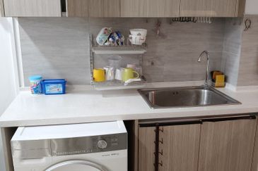 Gravit8 @ Klang South