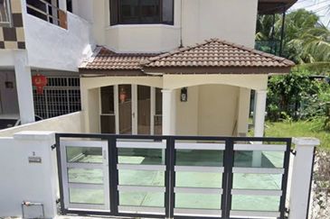 Tingkat Sungai Batu 1