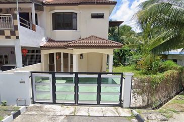 Tingkat Sungai Batu 1