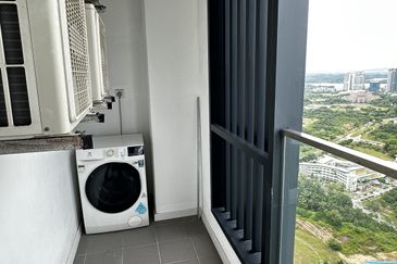 The Elysia Park Residence