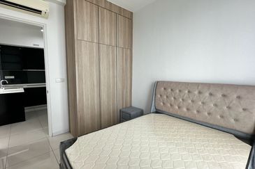 The Elysia Park Residence