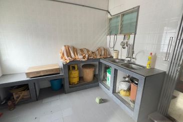 Kluang Johor / Single Storey Terrace Rm198K