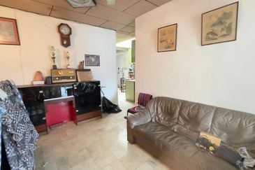 Kluang Johor / Single Storey Terrace Rm198K