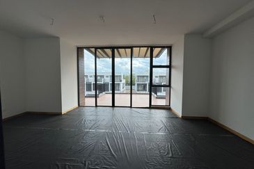 Senibong Cove Waterway Residences