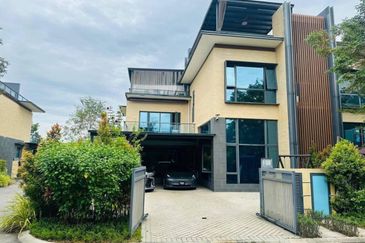 Golf & Resort Forest City, Fringe Villa