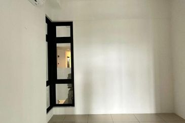 Residensi Laman Lapan