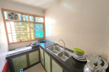 Flat Taman Plentong Utama