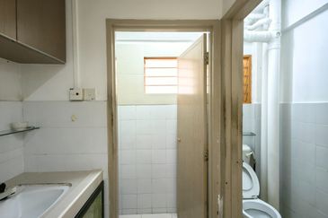 Flat Taman Plentong Utama