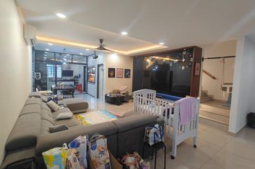 2 Storey Terrace / Kota Tinggi