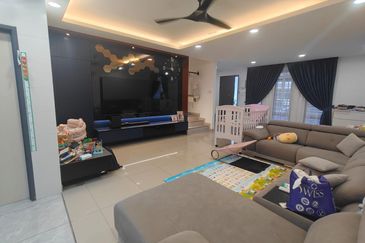 2 Storey Terrace / Kota Tinggi