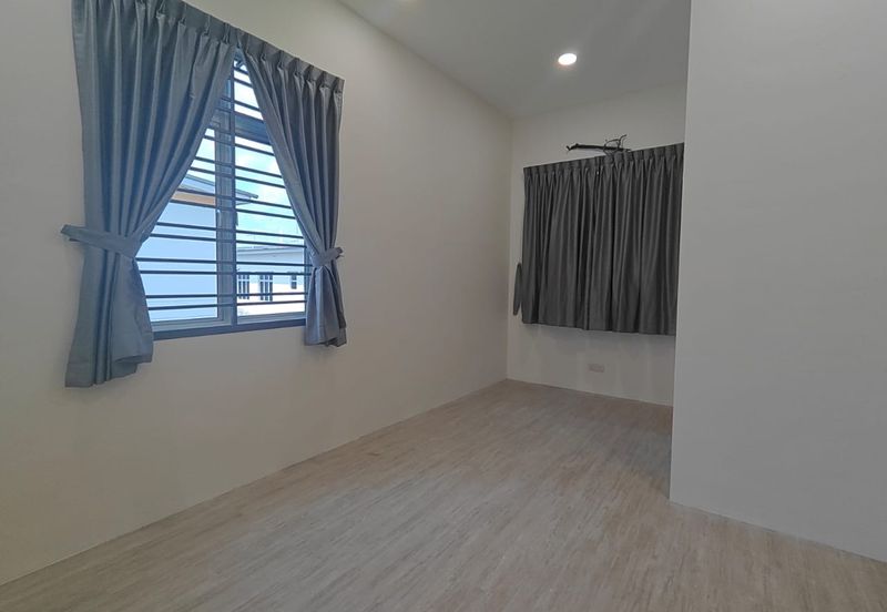 2 Storey Terrace / Kota Tinggi