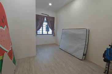 2 Storey Terrace / Kota Tinggi
