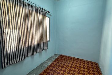 Taman Pulai Utama Flat