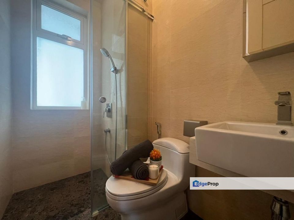 2Bed 2Bath Rent Rm3800 / Tri Tower Residence, Johor, Johor Bahru